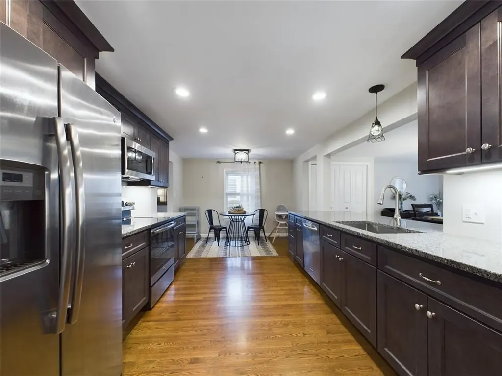 59 Darling Street Warwick RI 02886