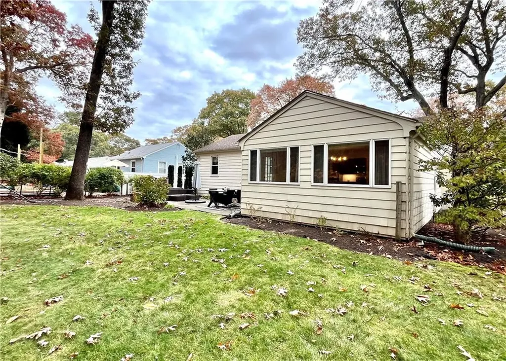 59 Darling Street Warwick RI 02886