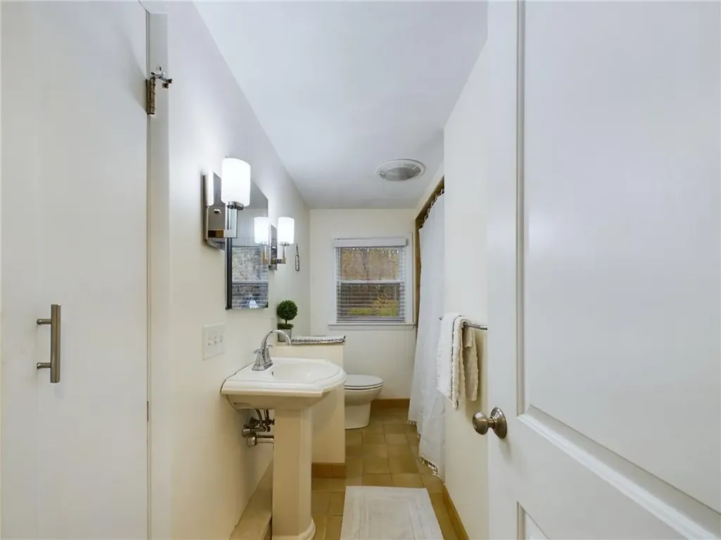 59 Darling Street Warwick RI 02886