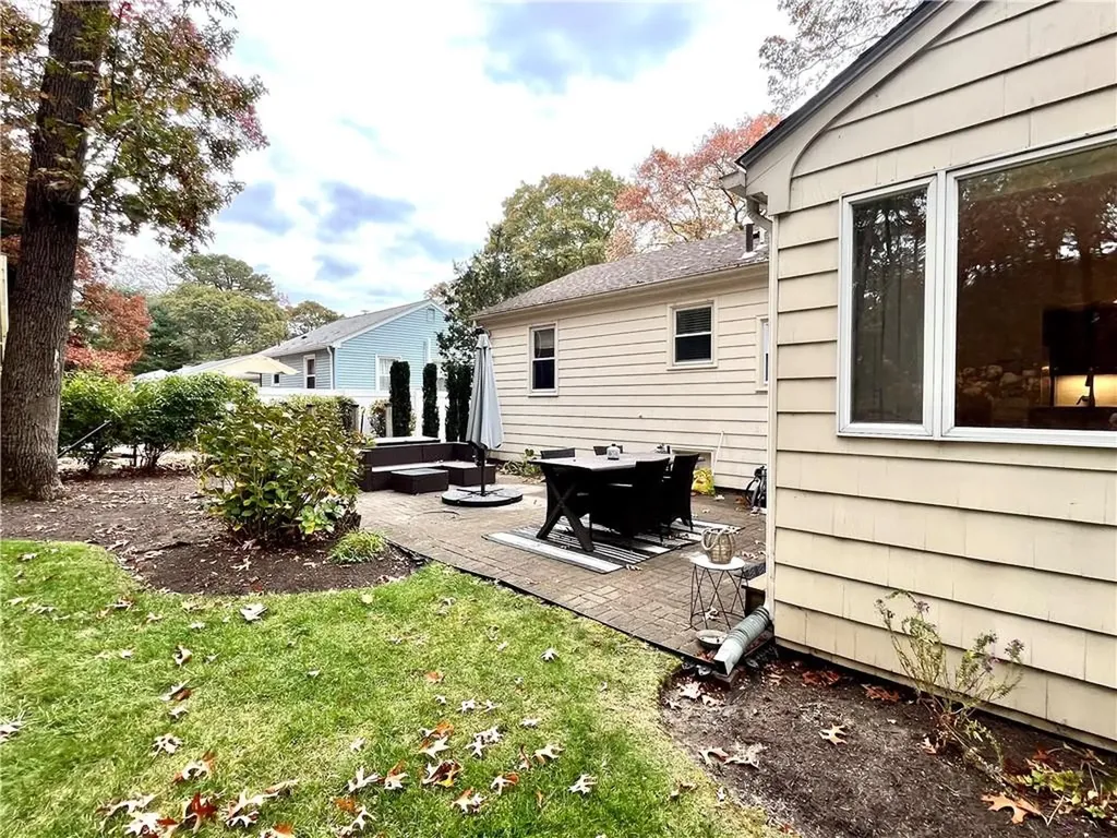 59 Darling Street Warwick RI 02886