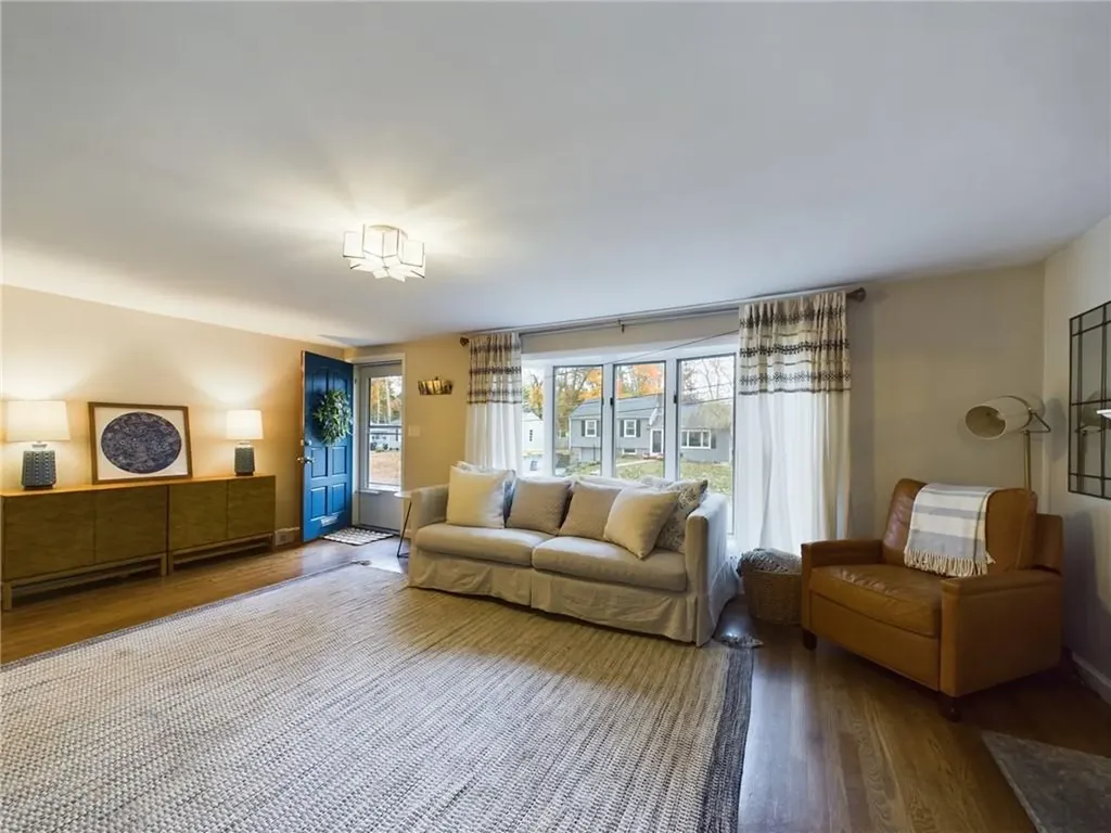 59 Darling Street Warwick RI 02886
