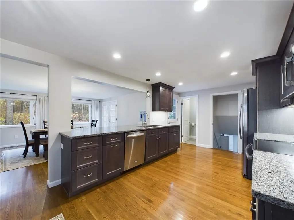 59 Darling Street Warwick RI 02886