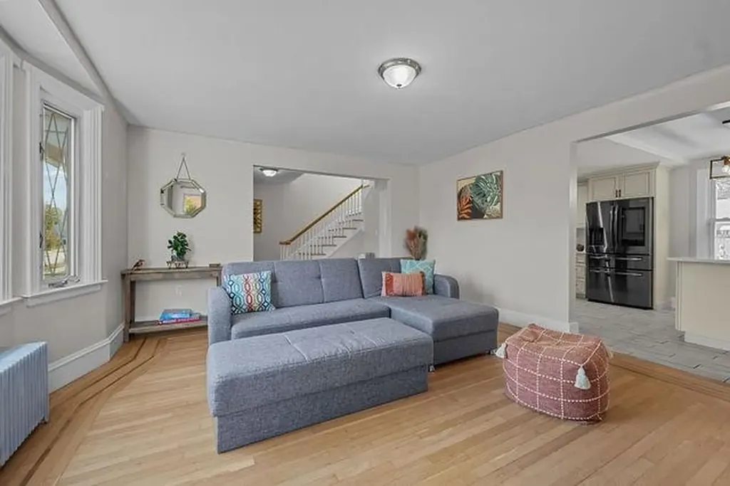 188 Canton Street Providence RI 02908