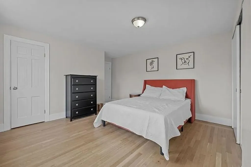 188 Canton Street Providence RI 02908