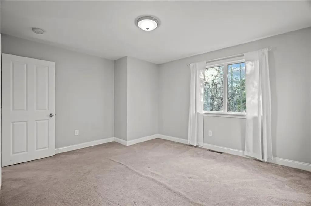 1420 Chopmist Hill Road Scituate RI 02857