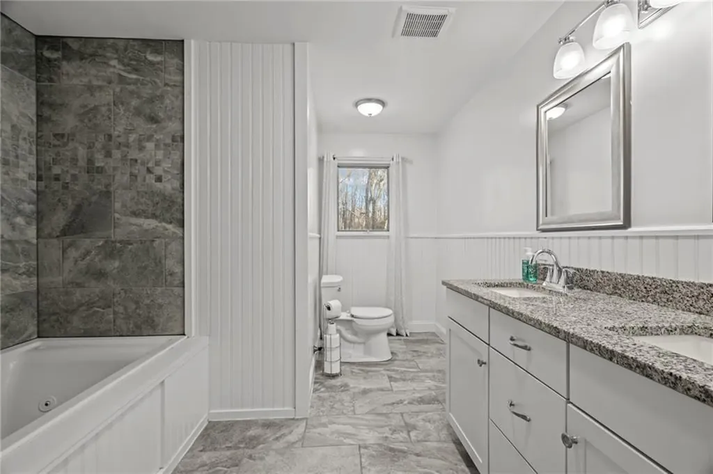 1420 Chopmist Hill Road Scituate RI 02857