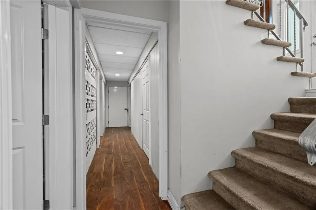 1420 Chopmist Hill Road Scituate RI 02857