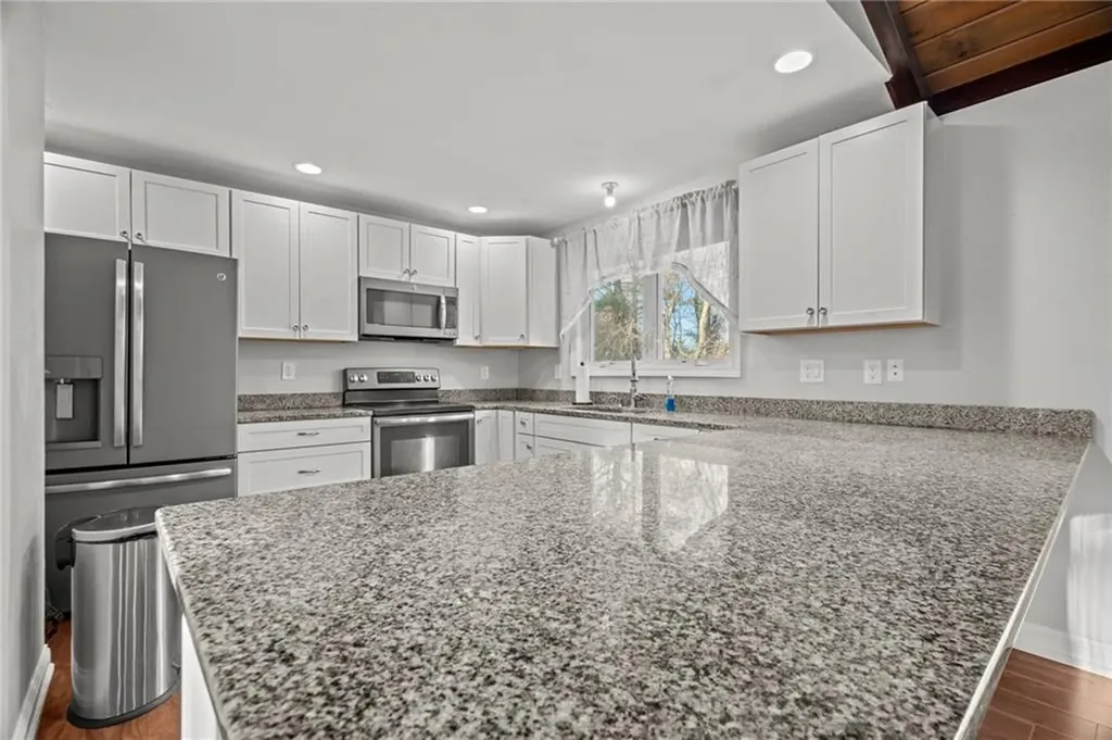 1420 Chopmist Hill Road Scituate RI 02857