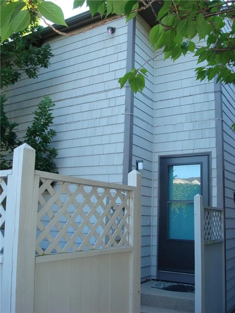 66 Sea Breeze Lane Bristol RI 02809