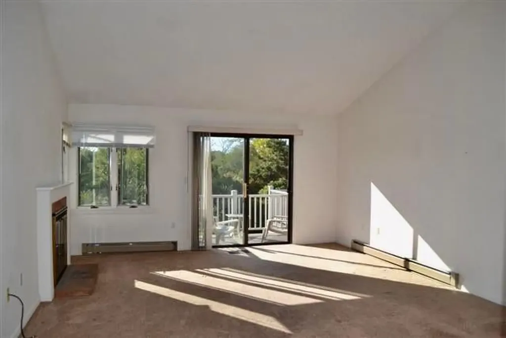 66 Sea Breeze Lane Bristol RI 02809