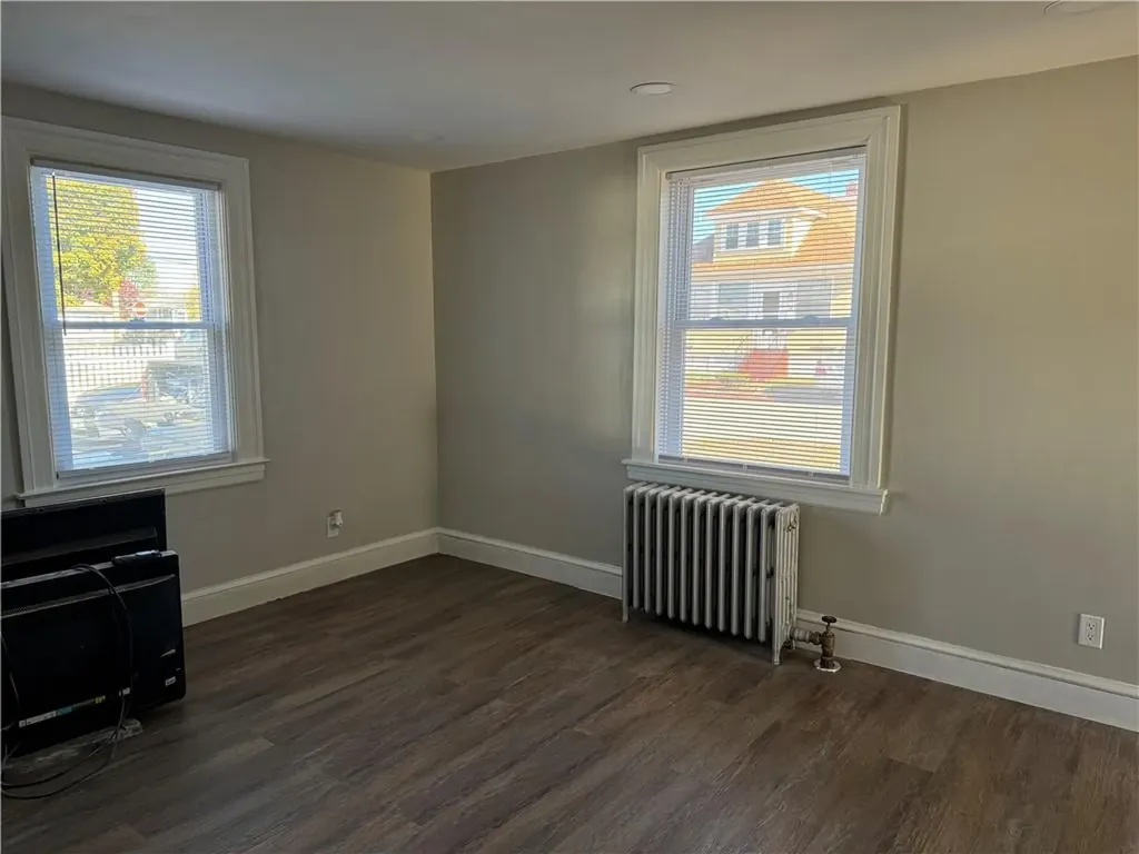 17 Granger Court Warwick RI 02889