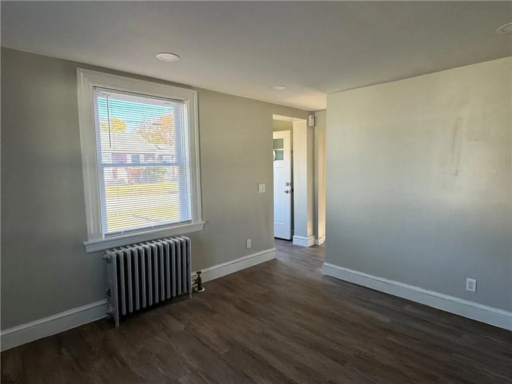 17 Granger Court Warwick RI 02889