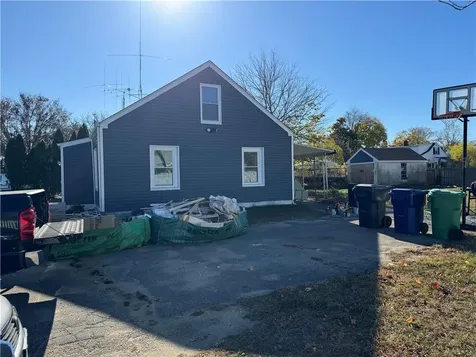 17 Granger Court Warwick RI 02889