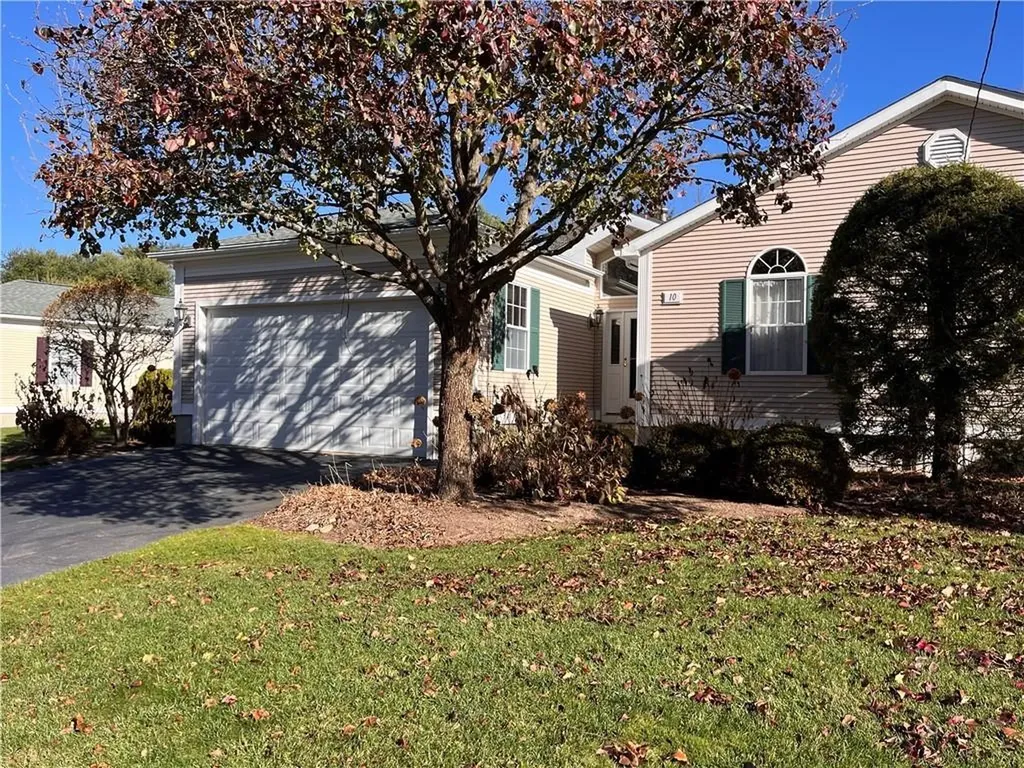 10 Orchard Meadows Drive Smithfield RI 02917