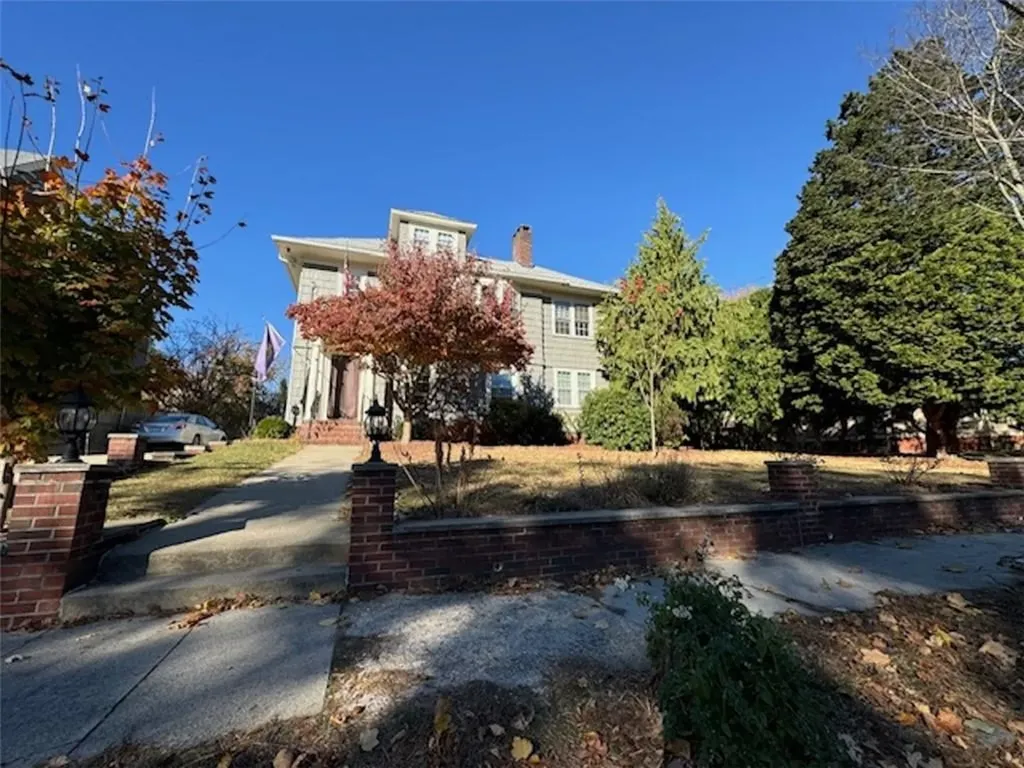 127 Columbia Avenue Cranston RI 02905