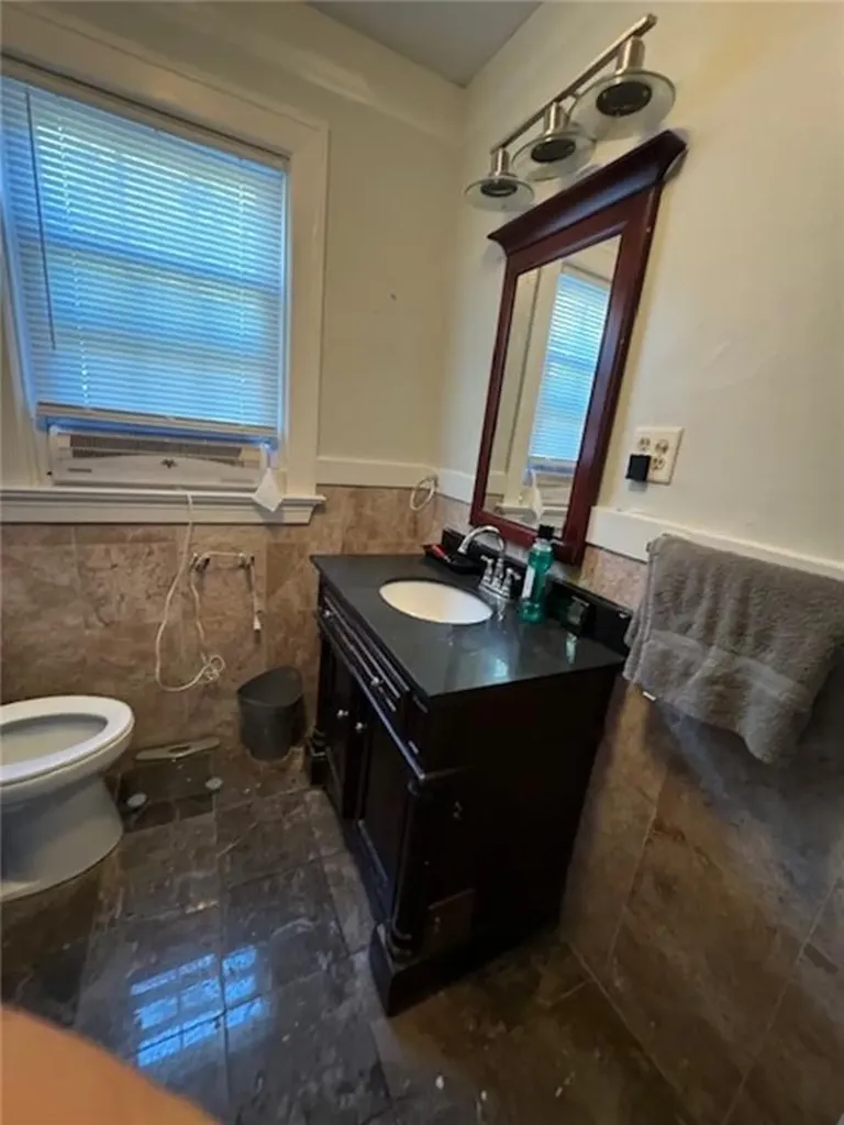 127 Columbia Avenue Cranston RI 02905
