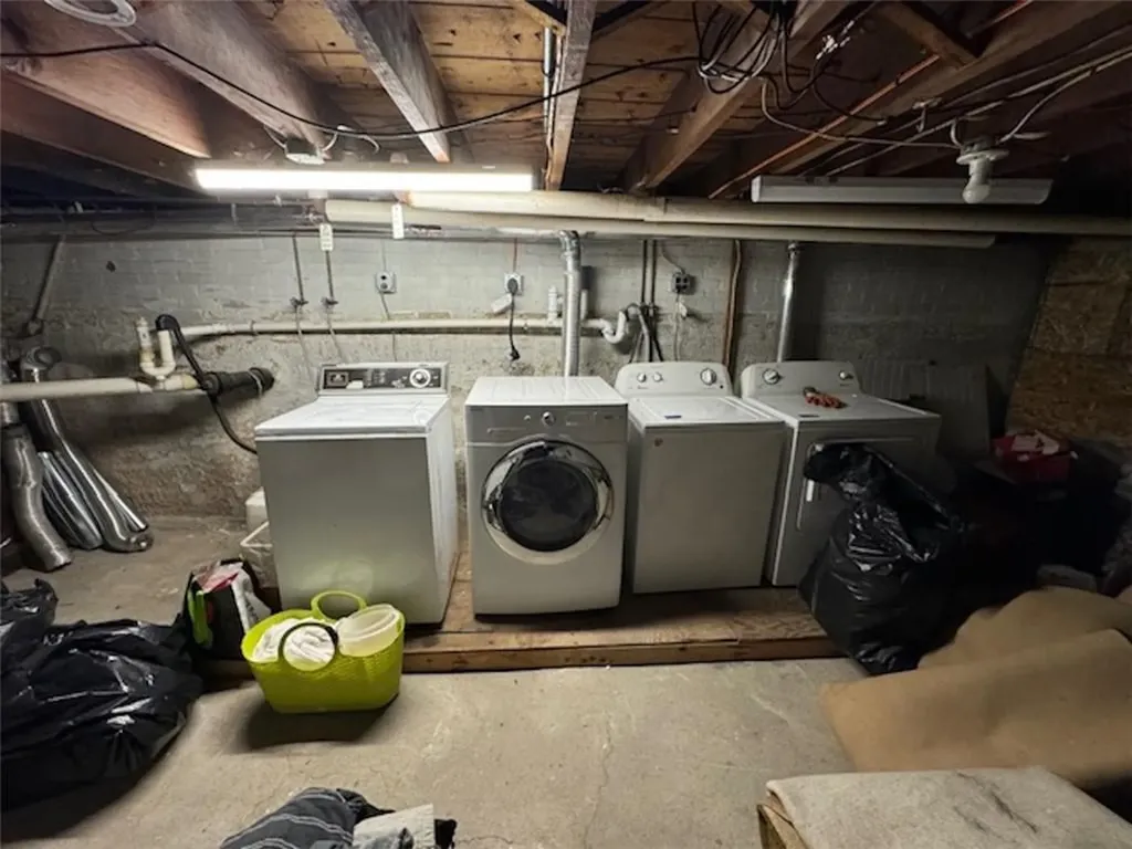 127 Columbia Avenue Cranston RI 02905