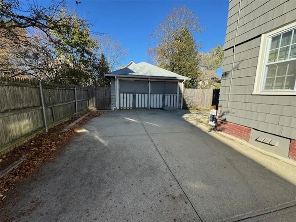 127 Columbia Avenue Cranston RI 02905