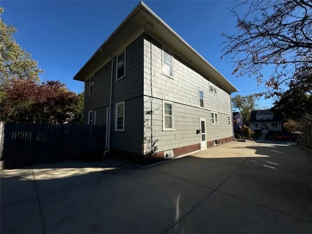 127 Columbia Avenue Cranston RI 02905