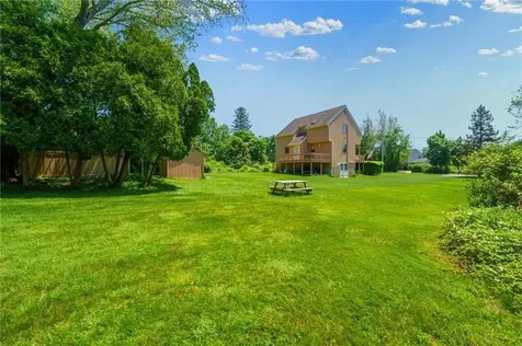 7 Middlebridge Road Narragansett RI 02882