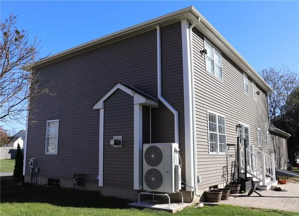 22 Windsong Road Cumberland RI 02864