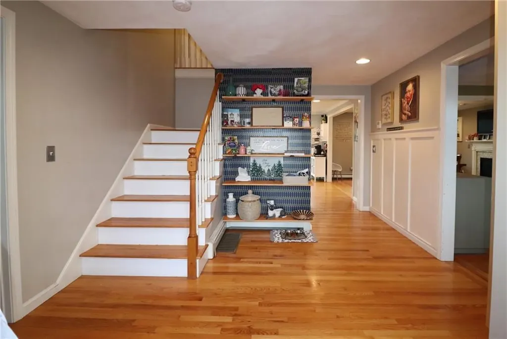22 Windsong Road Cumberland RI 02864
