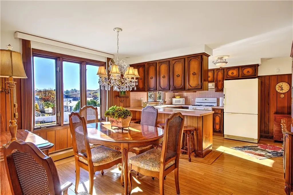 102 Walnut Street Johnston RI 02919