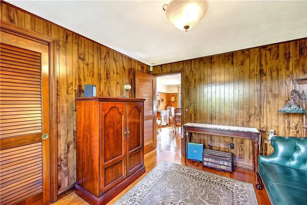 102 Walnut Street Johnston RI 02919