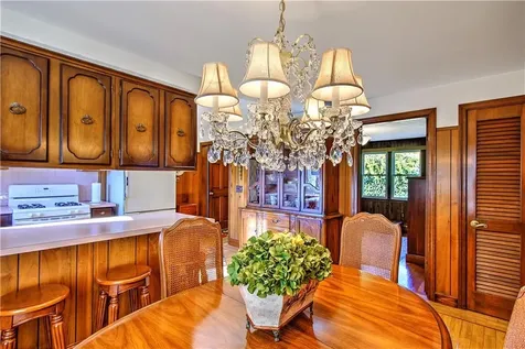 102 Walnut Street Johnston RI 02919