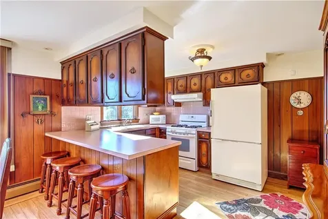 102 Walnut Street Johnston RI 02919