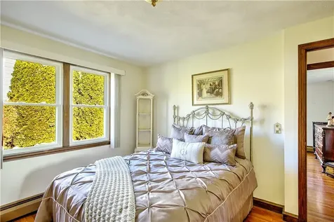 102 Walnut Street Johnston RI 02919