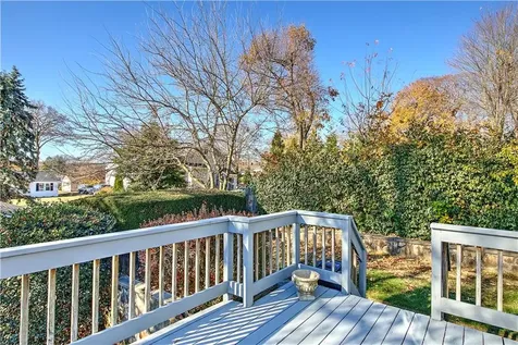 102 Walnut Street Johnston RI 02919