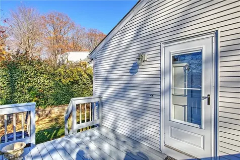 102 Walnut Street Johnston RI 02919