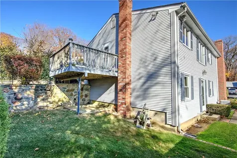 102 Walnut Street Johnston RI 02919