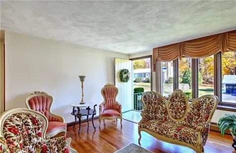 102 Walnut Street Johnston RI 02919