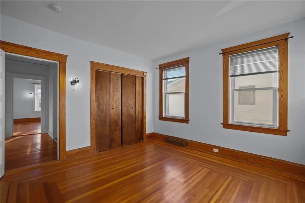 199 Woodward Avenue East Providence RI 02914