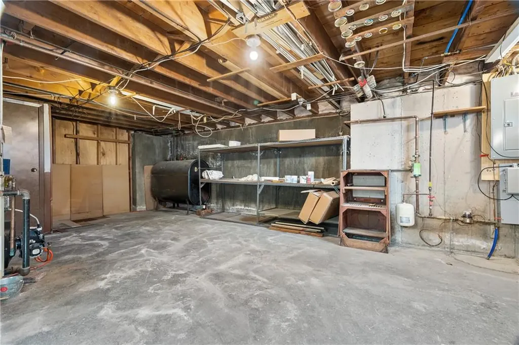 89 Thomas Leighton Boulevard Cumberland RI 02864