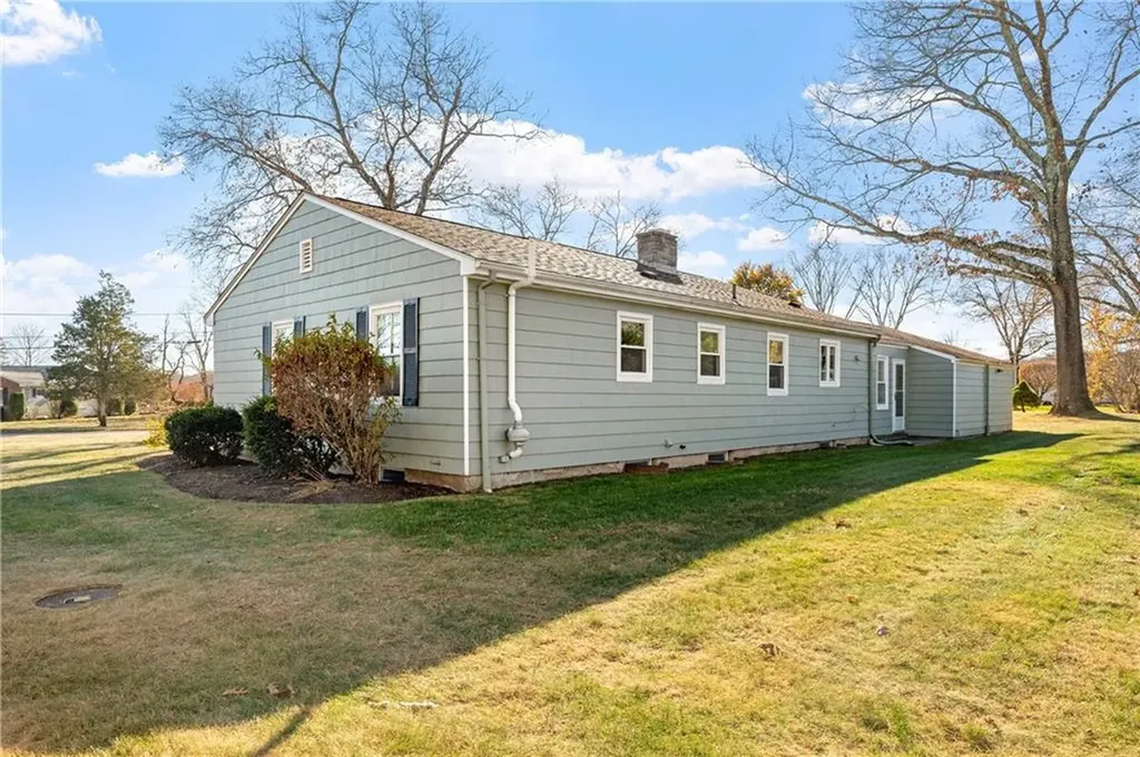 89 Thomas Leighton Boulevard Cumberland RI 02864