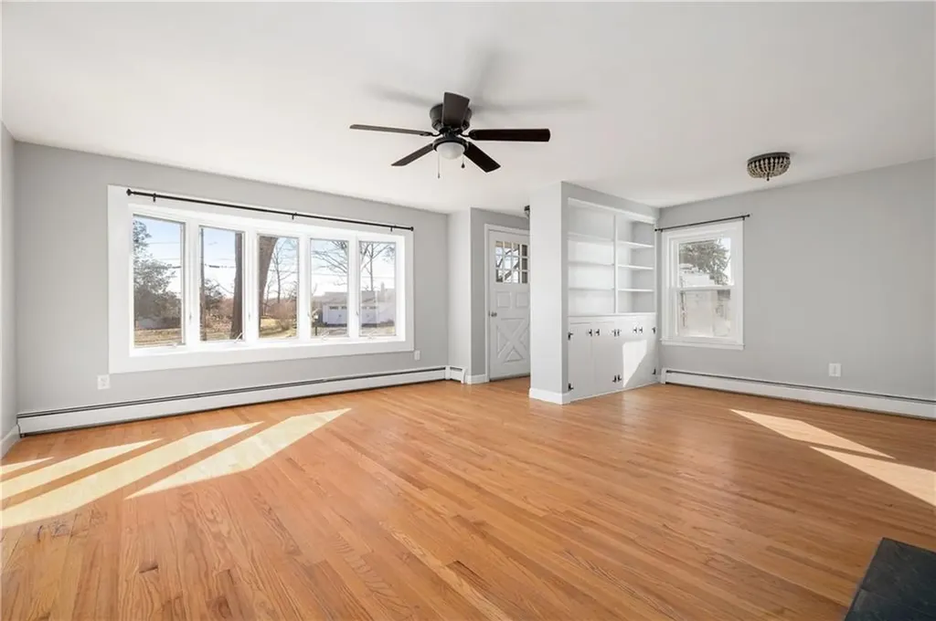 89 Thomas Leighton Boulevard Cumberland RI 02864