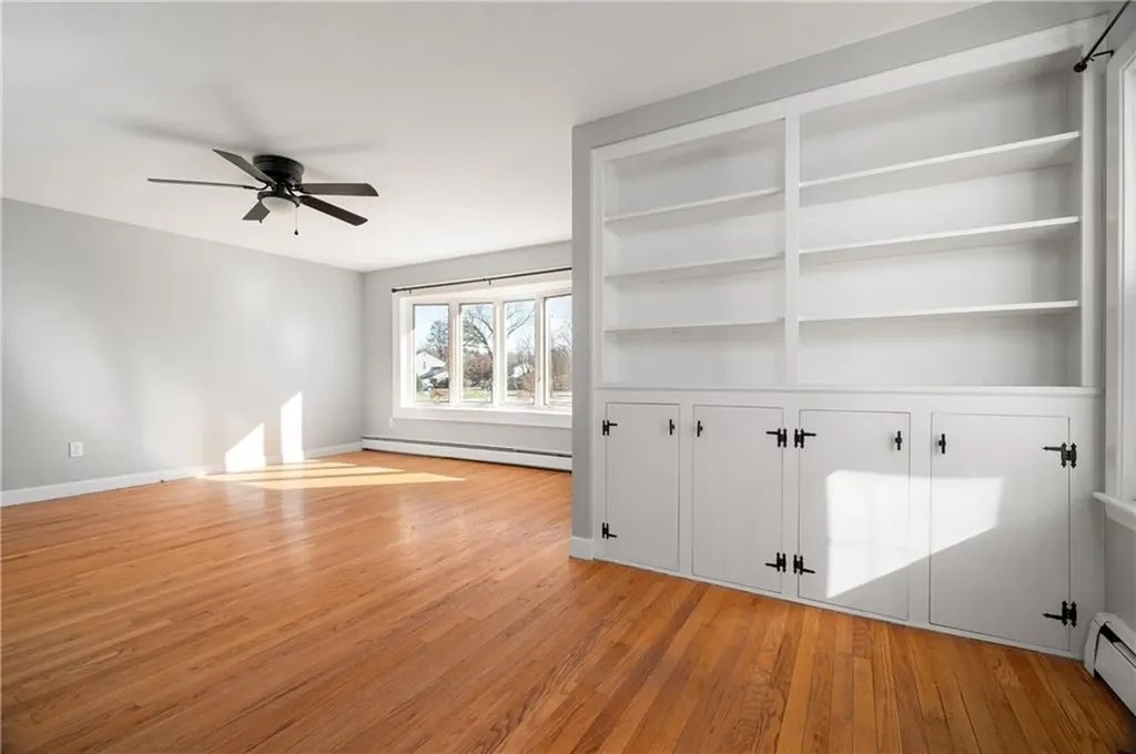 89 Thomas Leighton Boulevard Cumberland RI 02864