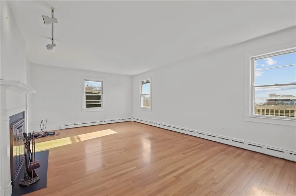 255 Purgatory Road Middletown RI 02842