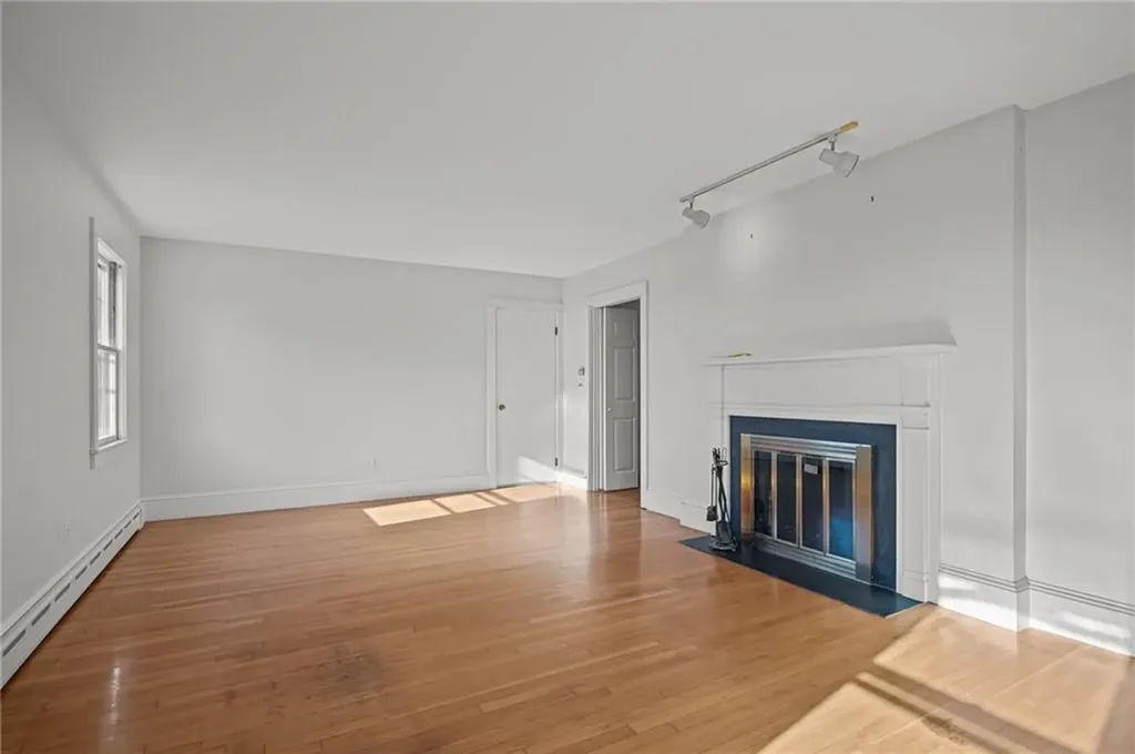 255 Purgatory Road Middletown RI 02842