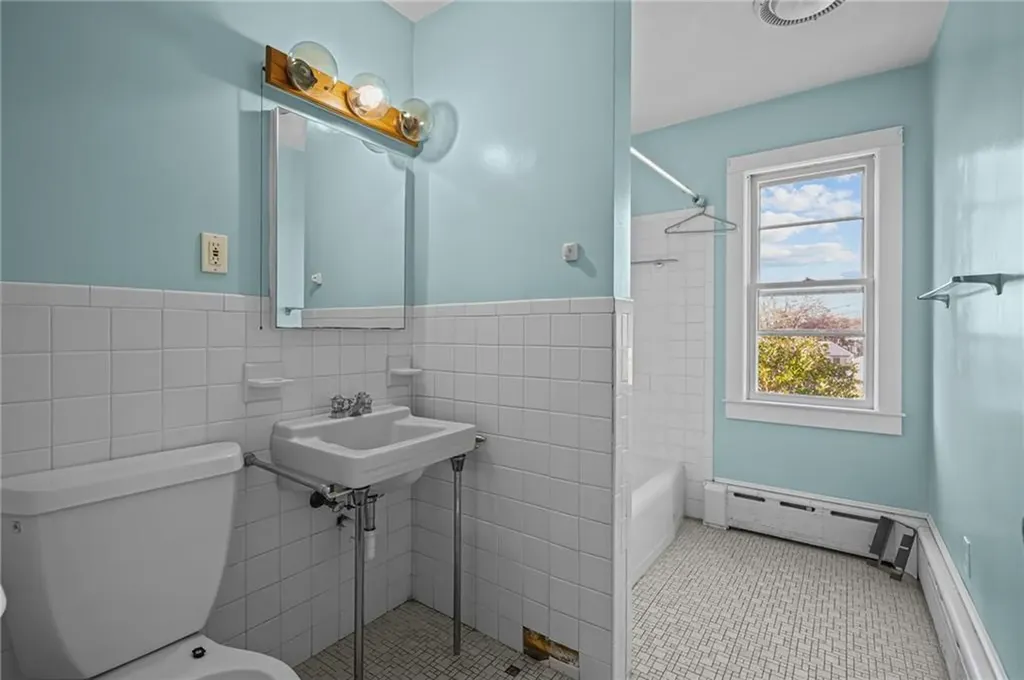 255 Purgatory Road Middletown RI 02842
