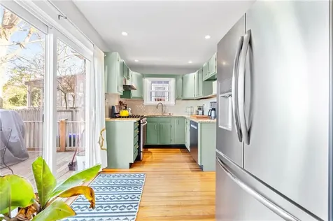 111 Colonial Road Providence RI 02906