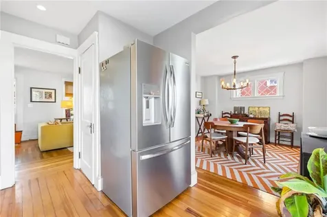 111 Colonial Road Providence RI 02906