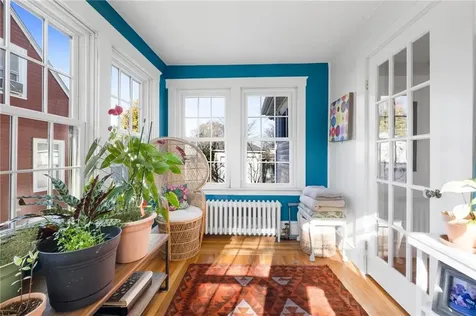 111 Colonial Road Providence RI 02906