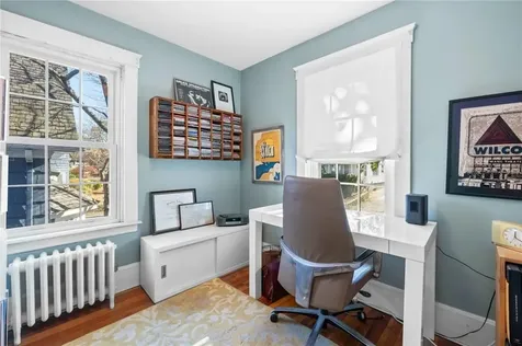 111 Colonial Road Providence RI 02906