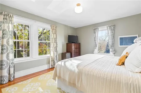 111 Colonial Road Providence RI 02906