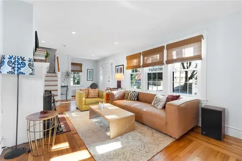 111 Colonial Road Providence RI 02906