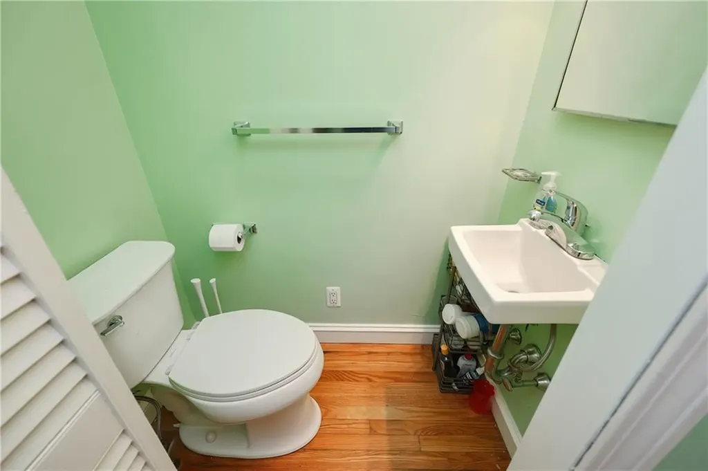 26 Packard Avenue North Providence RI 02911